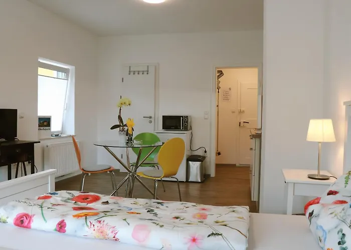 Helles Fuer 1-2 Pers. Mit Parkplatz Und Wifi Apartmán Kraiburg am Inn